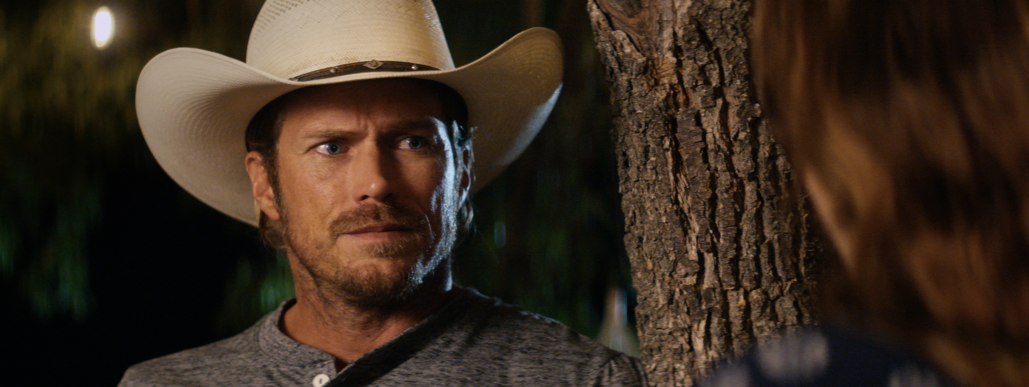 Фото - : 2048x770 / 1450 Кб