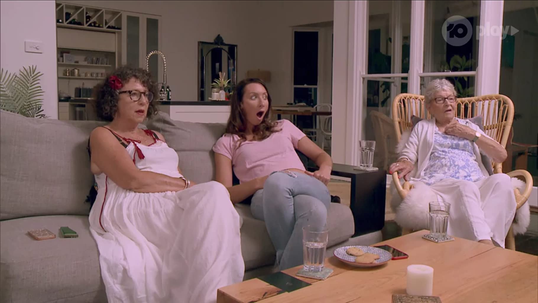 Фото - : 1820x1024 / 116 Кб