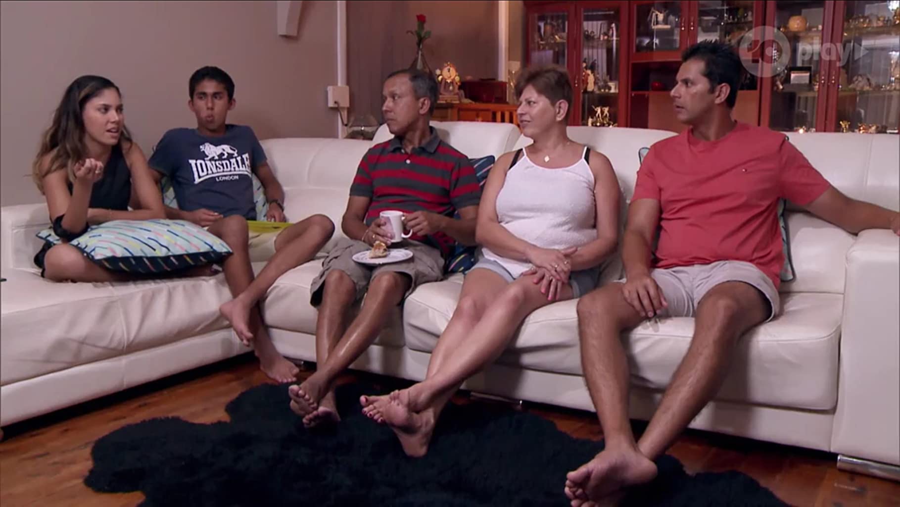 Фото - : 1819x1024 / 119 Кб