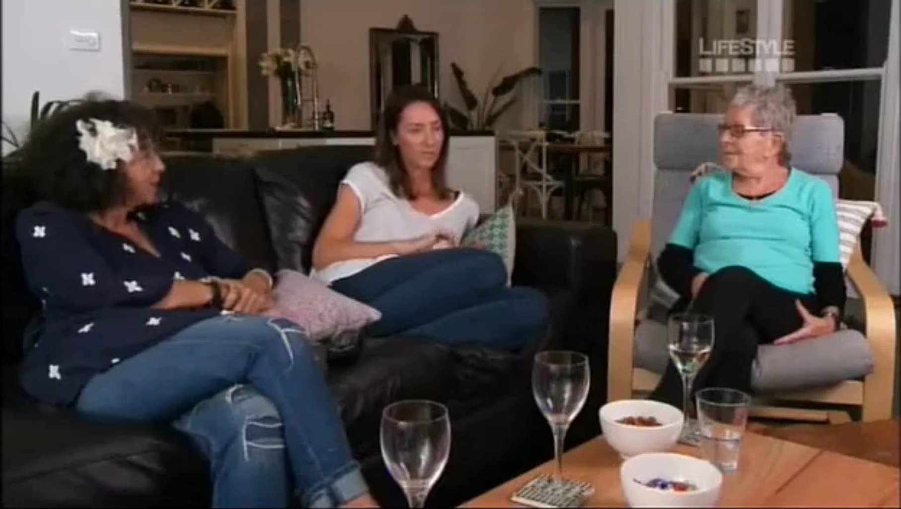 Фото - : 1814x1024 / 91 Кб