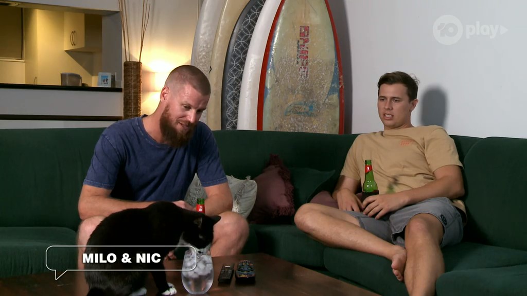 Фото - : 1024x576 / 93 Кб