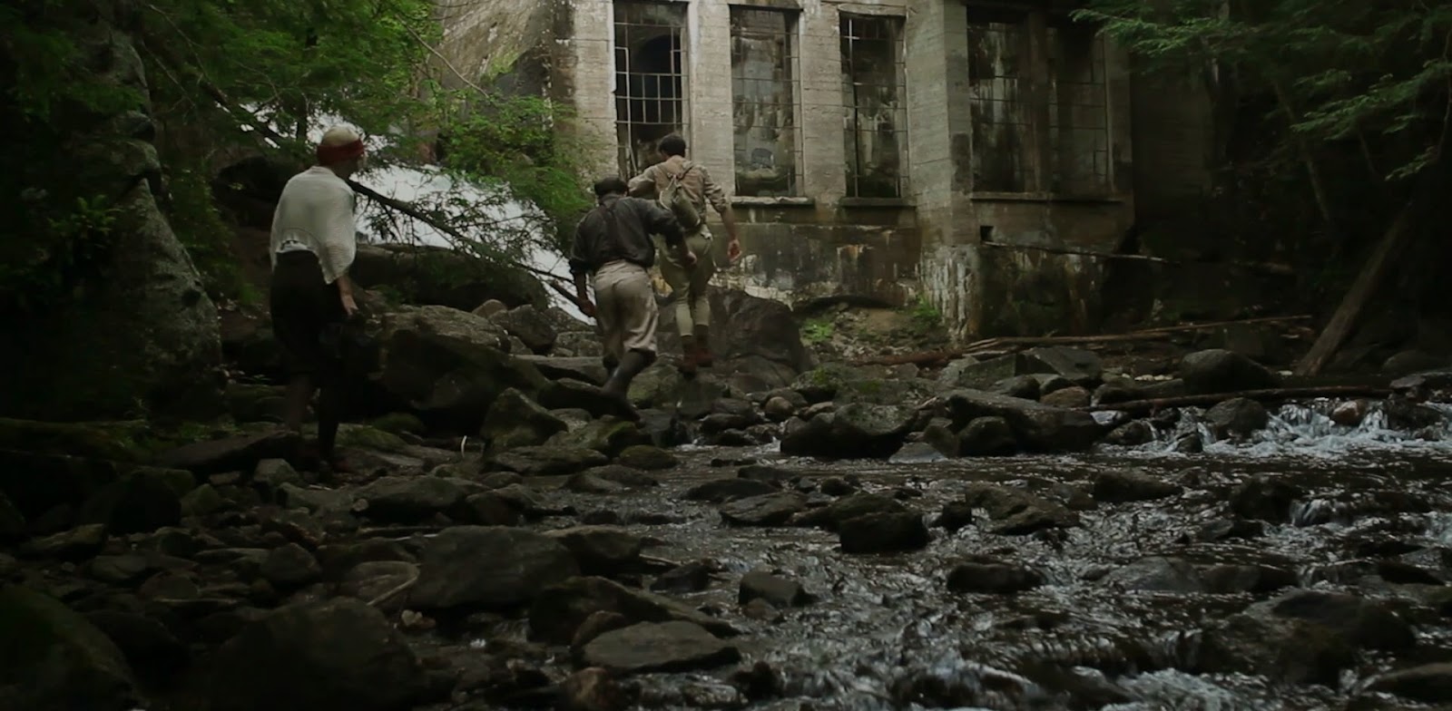 Фото - : 1600x784 / 178 Кб