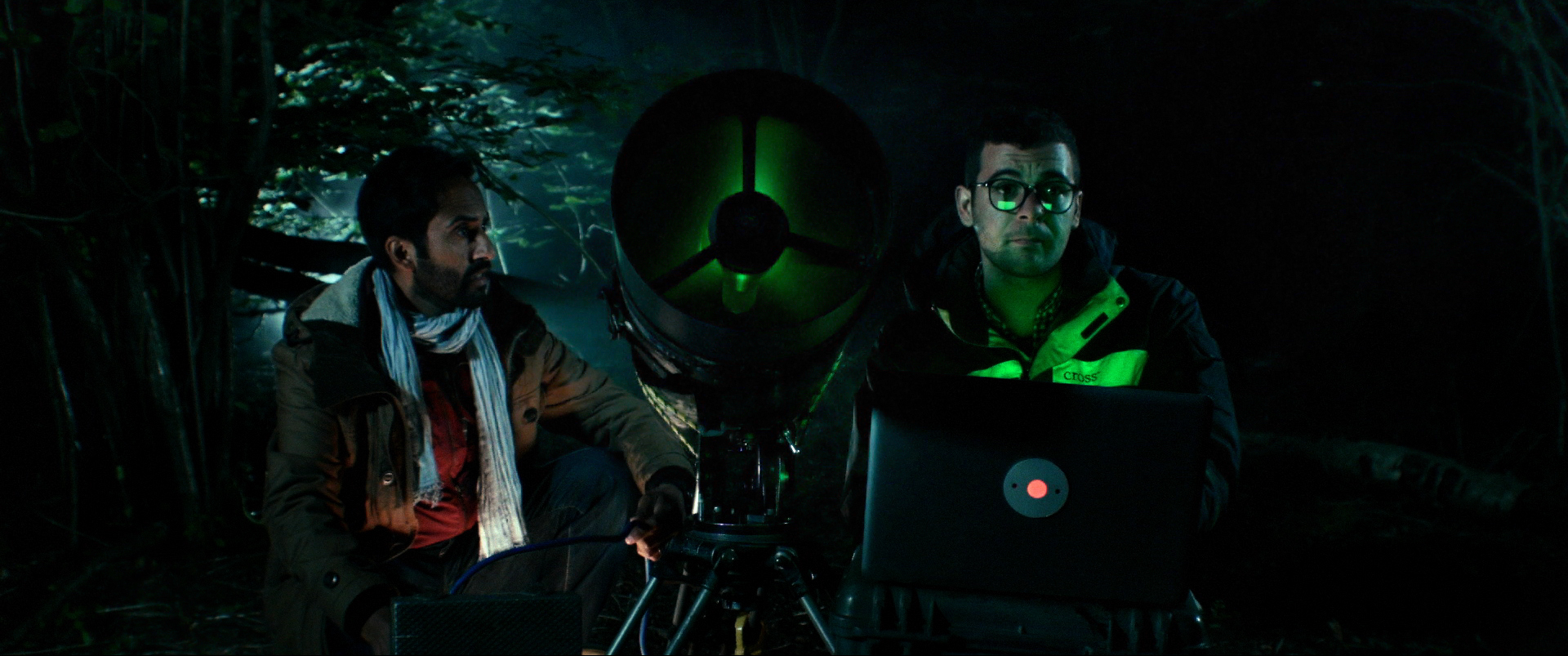 Фото - : 1920x803 / 881 Кб