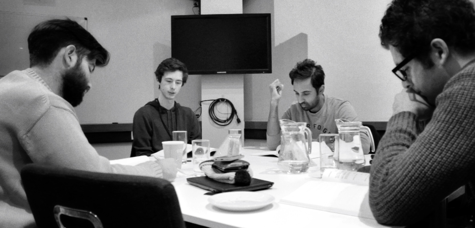 Фото - : 1668x802 / 408 Кб