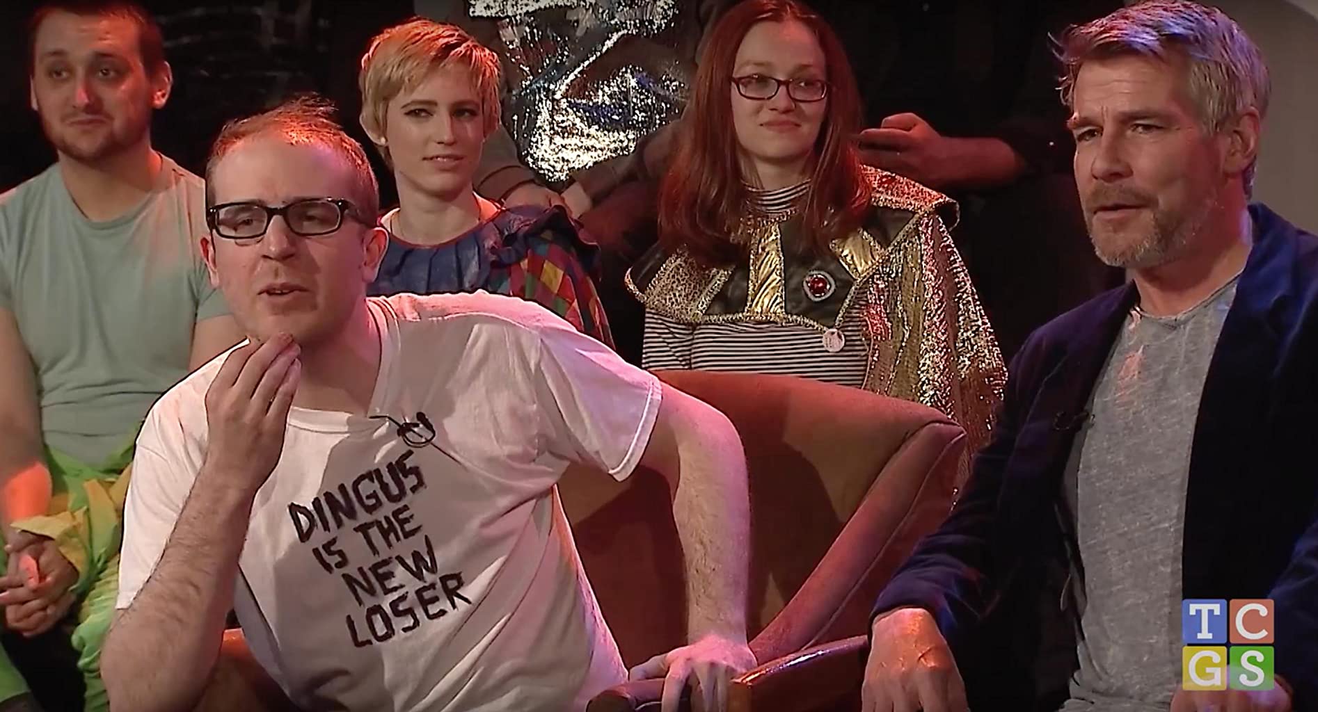 Фото - : 1894x1024 / 183 Кб