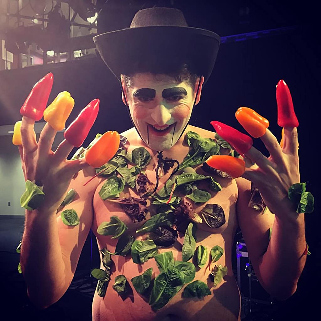 Фото - : 1024x1024 / 112 Кб