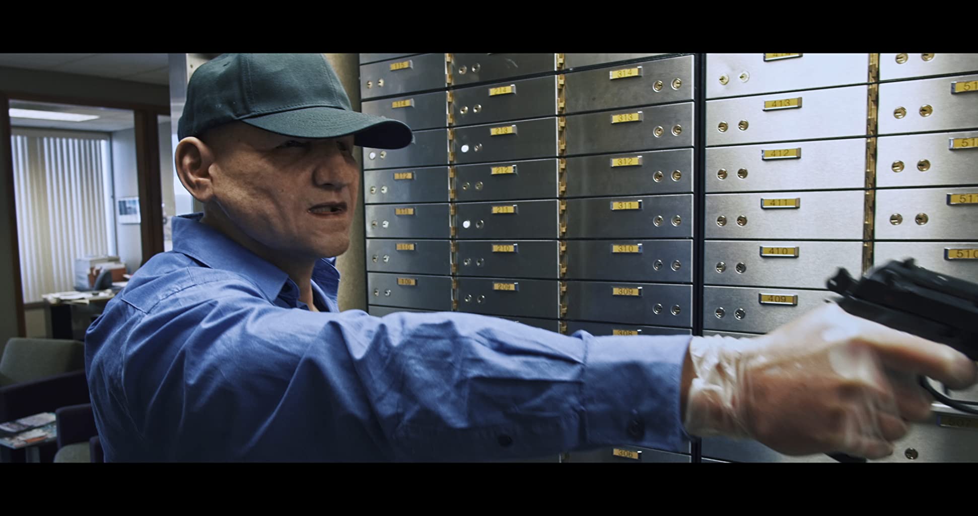 Фото - : 1942x1024 / 129 Кб