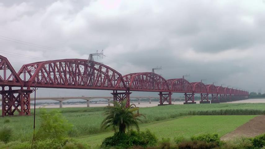 Фото - : 854x480 / 48 Кб