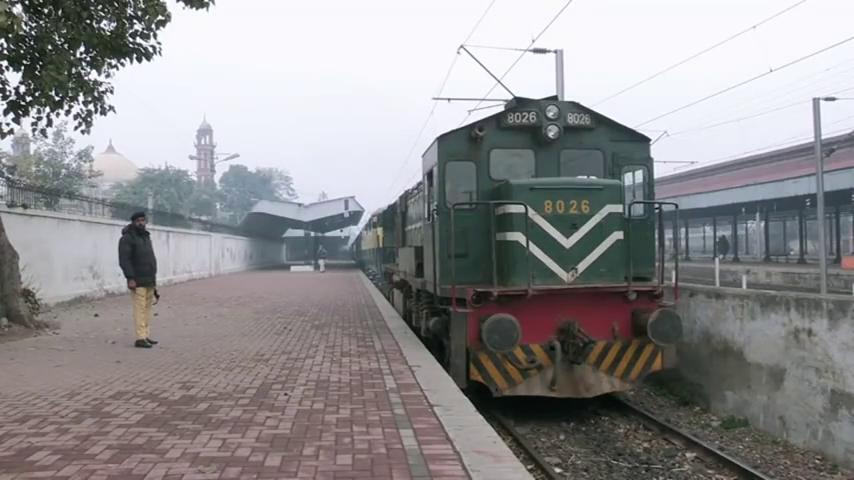 Фото - : 854x480 / 52 Кб