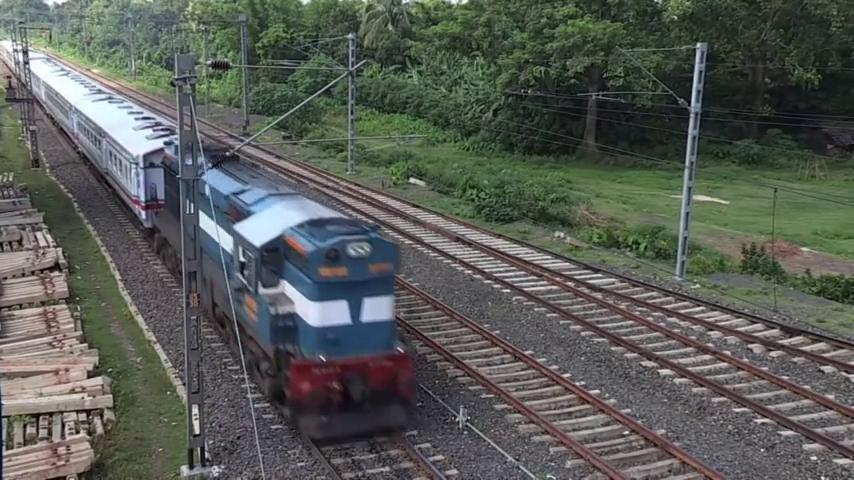 Фото - : 854x480 / 84 Кб