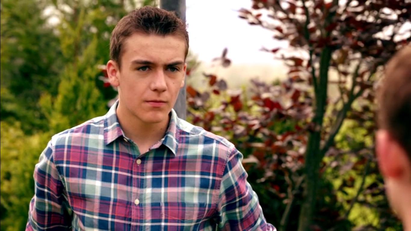 Фото - : 1366x768 / 113 Кб