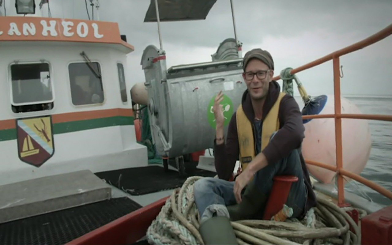 Фото - : 1280x800 / 533 Кб