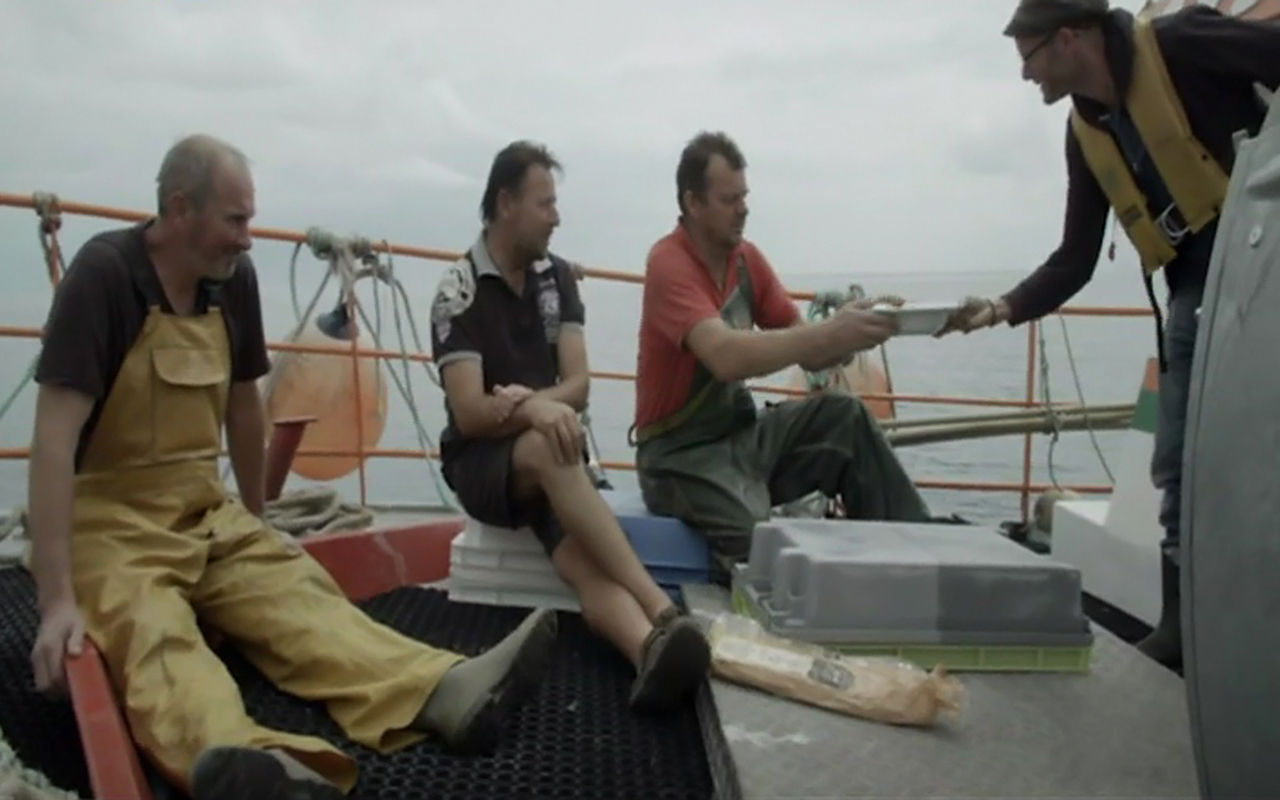 Фото - : 1280x800 / 497 Кб