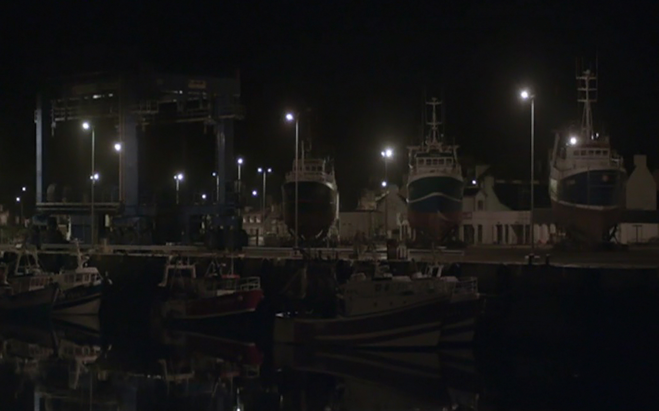 Фото - : 1280x800 / 423 Кб