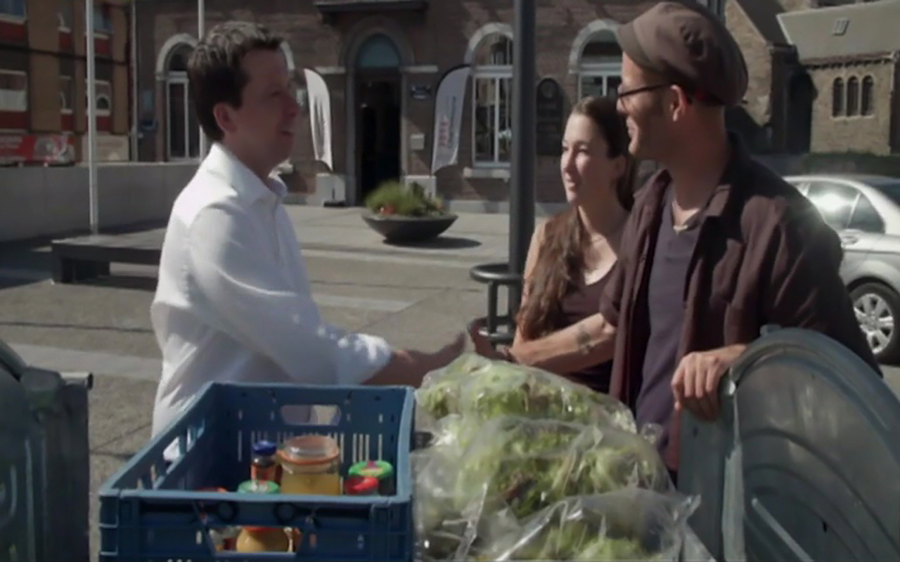 Фото - : 1280x800 / 598 Кб