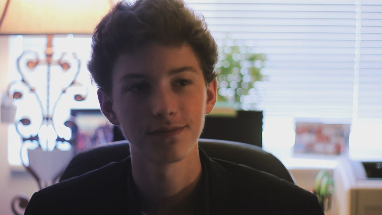 Фото - : 1280x720 / 144 Кб