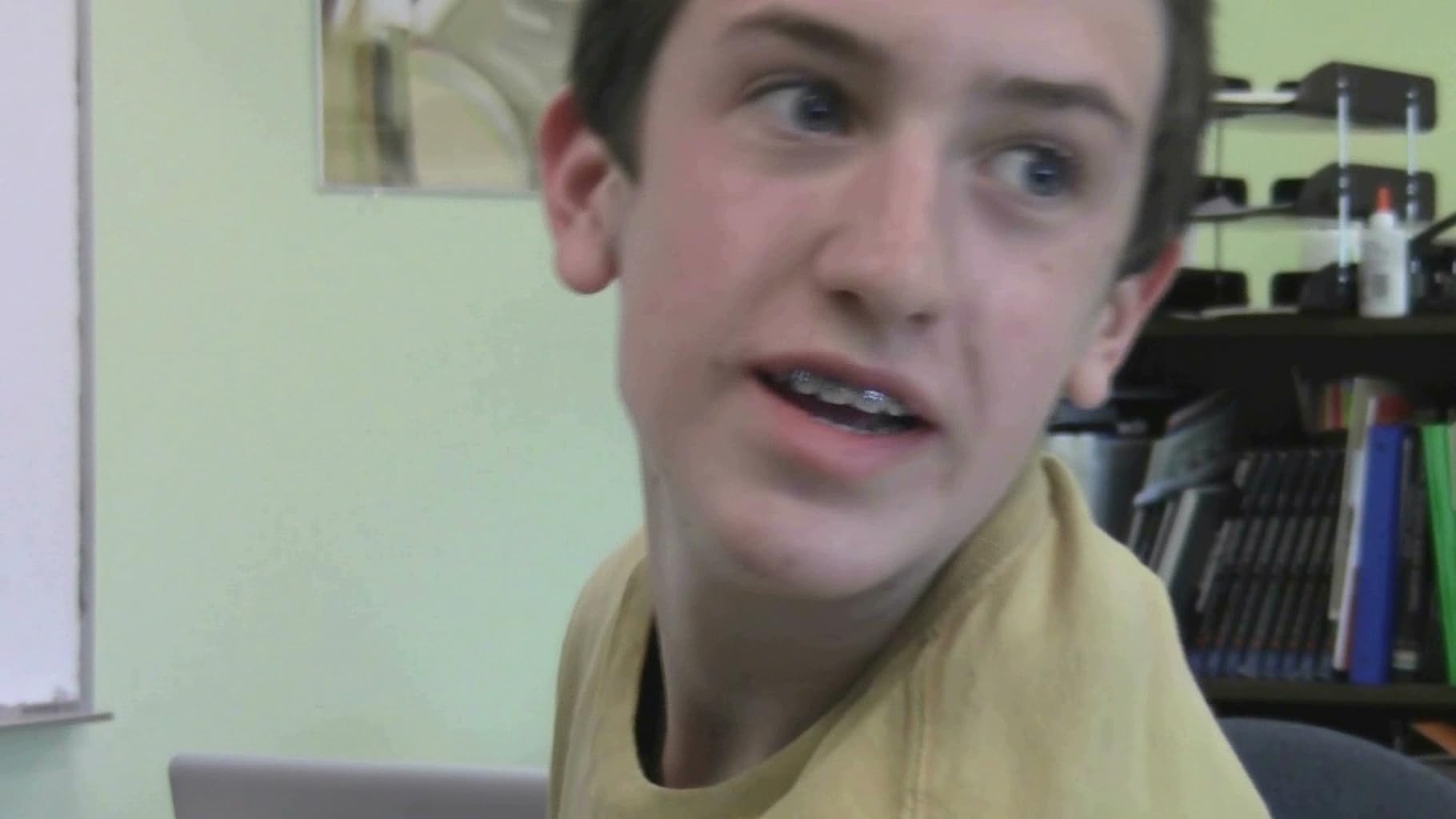 Фото - : 1820x1024 / 75 Кб