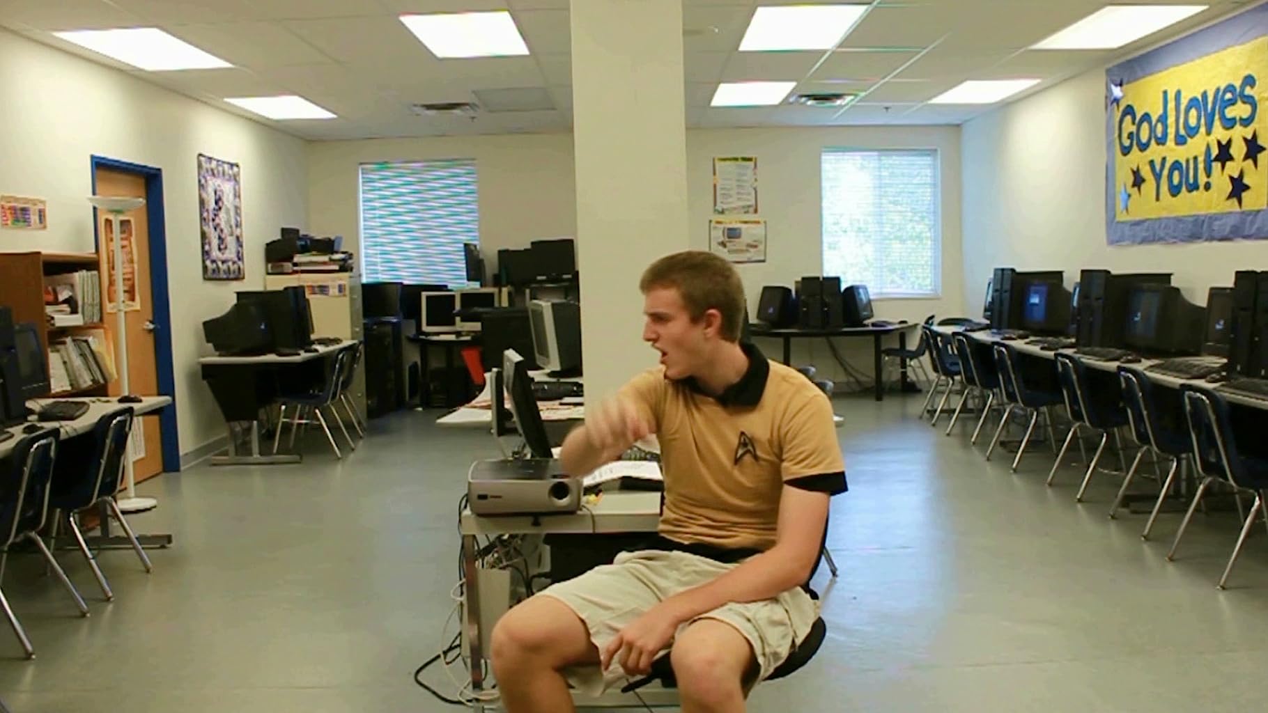 Фото - : 1820x1024 / 147 Кб