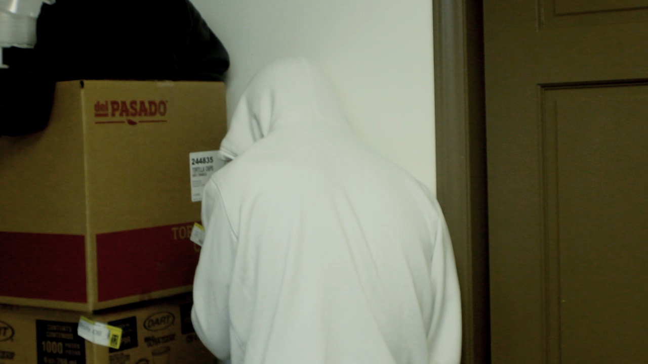 Фото - : 1280x720 / 132 Кб