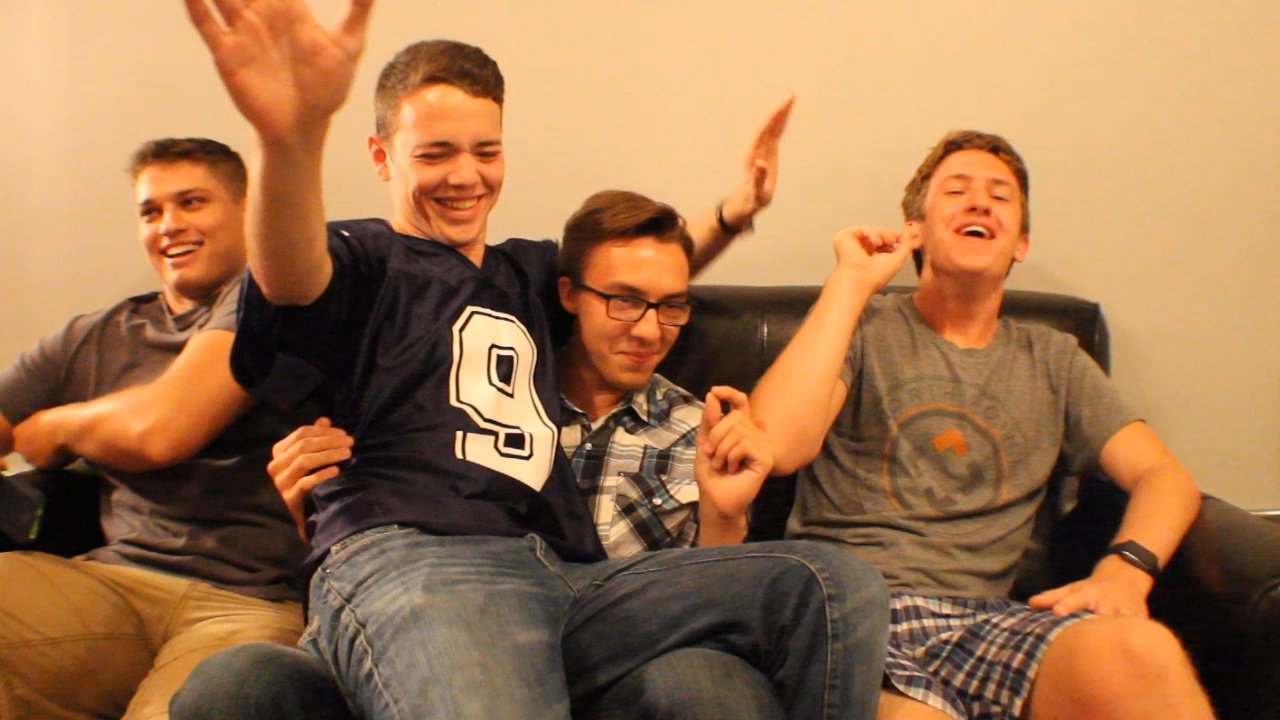 Фото - : 1280x720 / 125 Кб