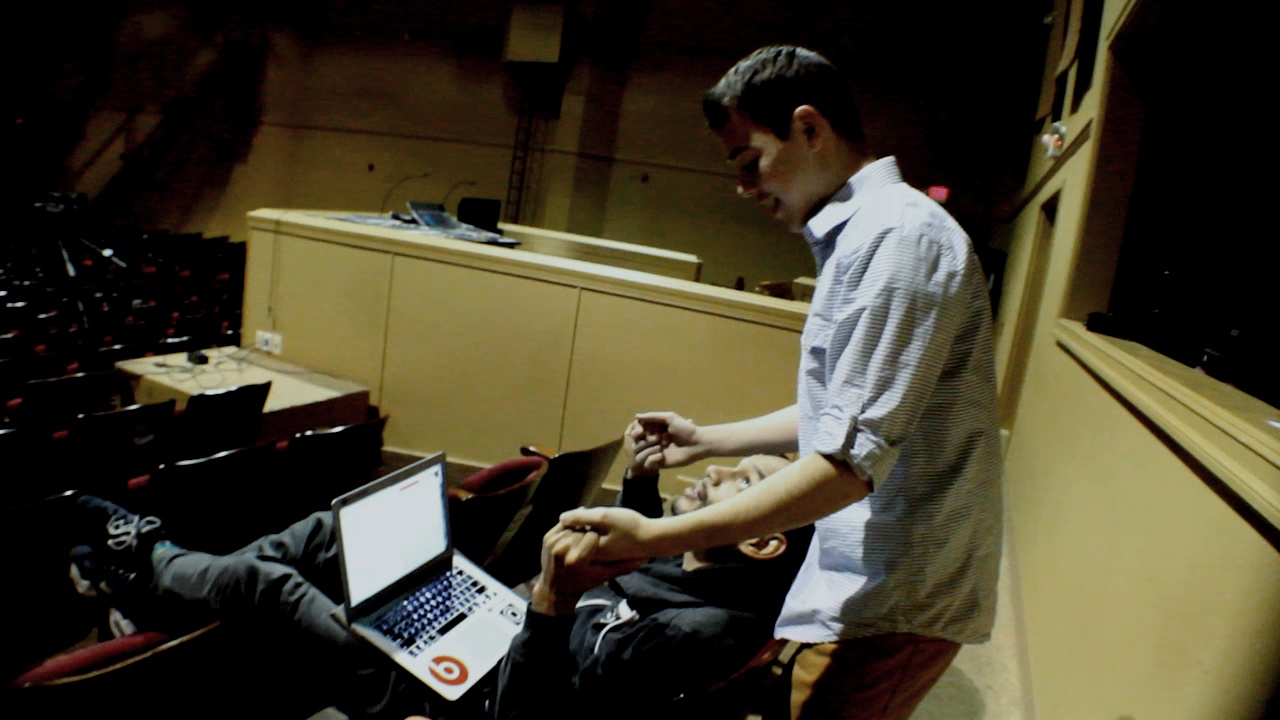 Фото - : 1280x720 / 200 Кб