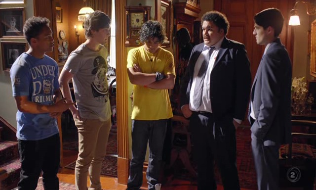 Фото - : 640x384 / 85 Кб