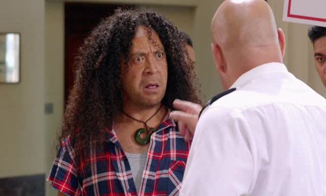 Фото - : 640x384 / 62 Кб