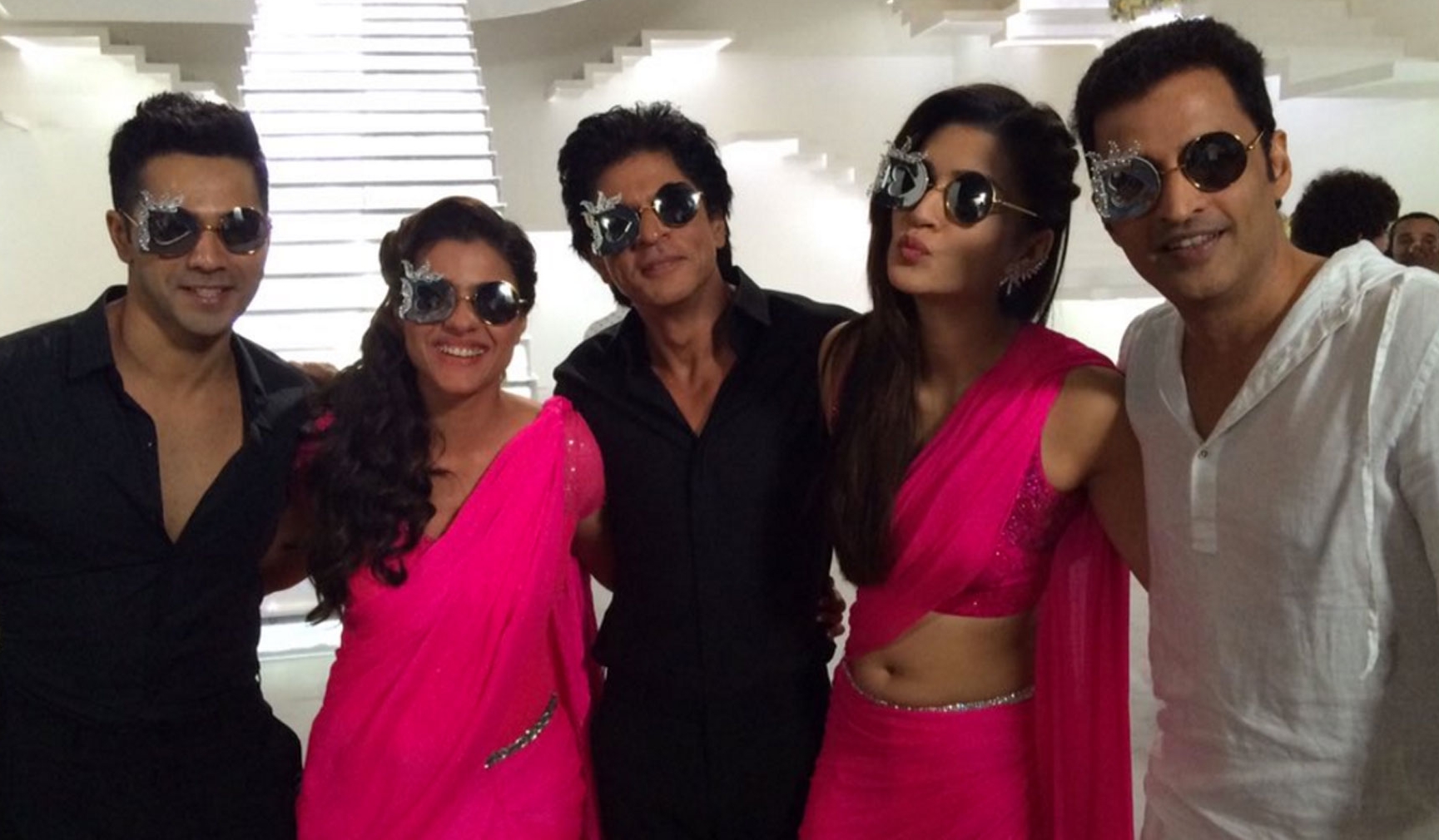 Фото - : 1729x1010 / 686 Кб