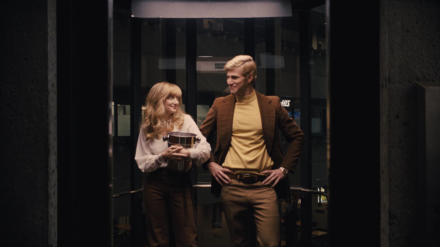 Фото - Битва полов: 1824x1024 / 103 Кб