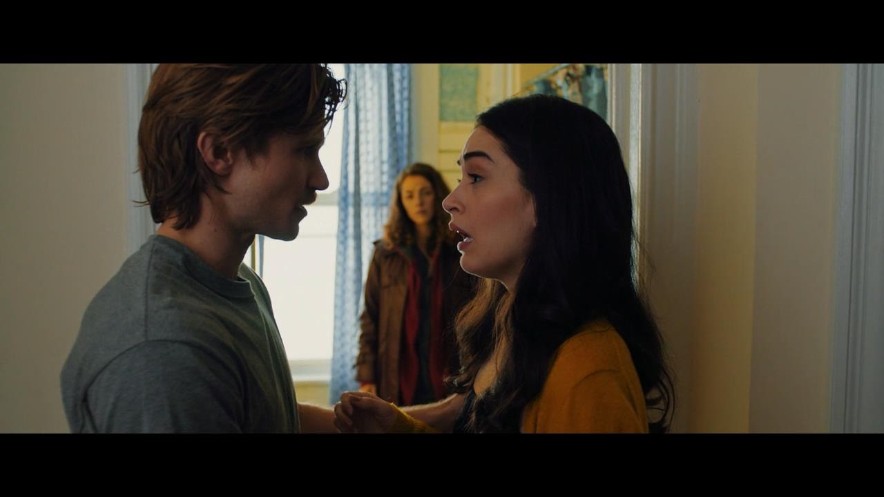 Фото - Девушка-невидимка: 1280x720 / 70 Кб