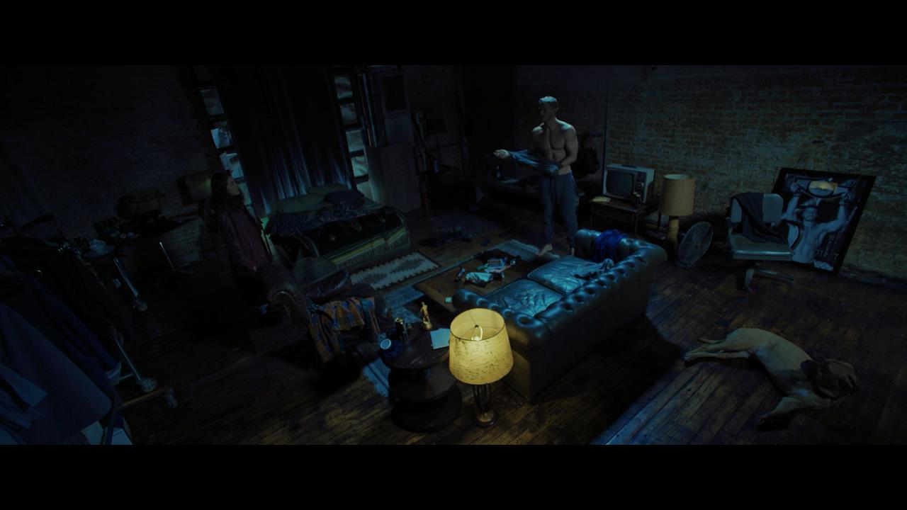 Фото - Девушка-невидимка: 1280x720 / 58 Кб