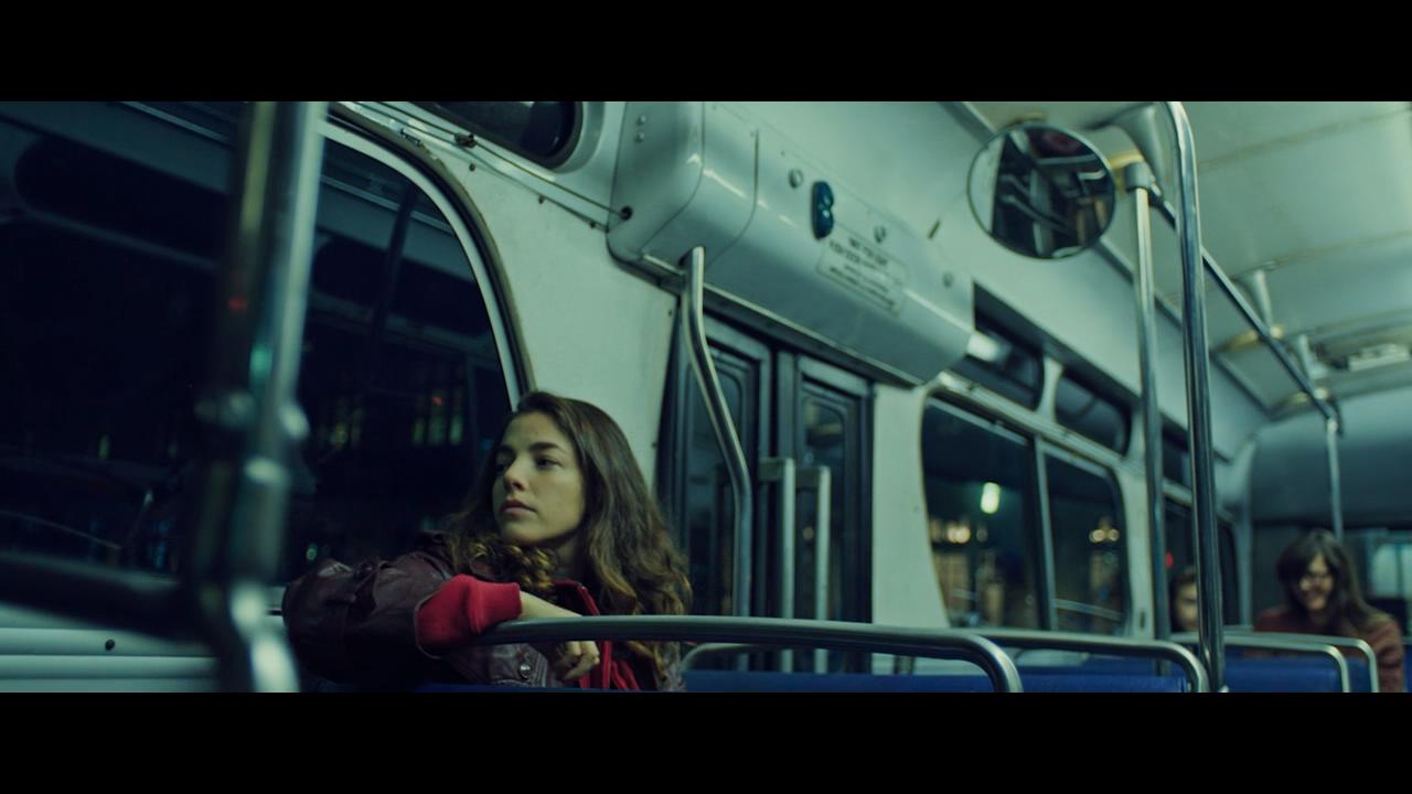 Фото - Девушка-невидимка: 1280x720 / 67 Кб