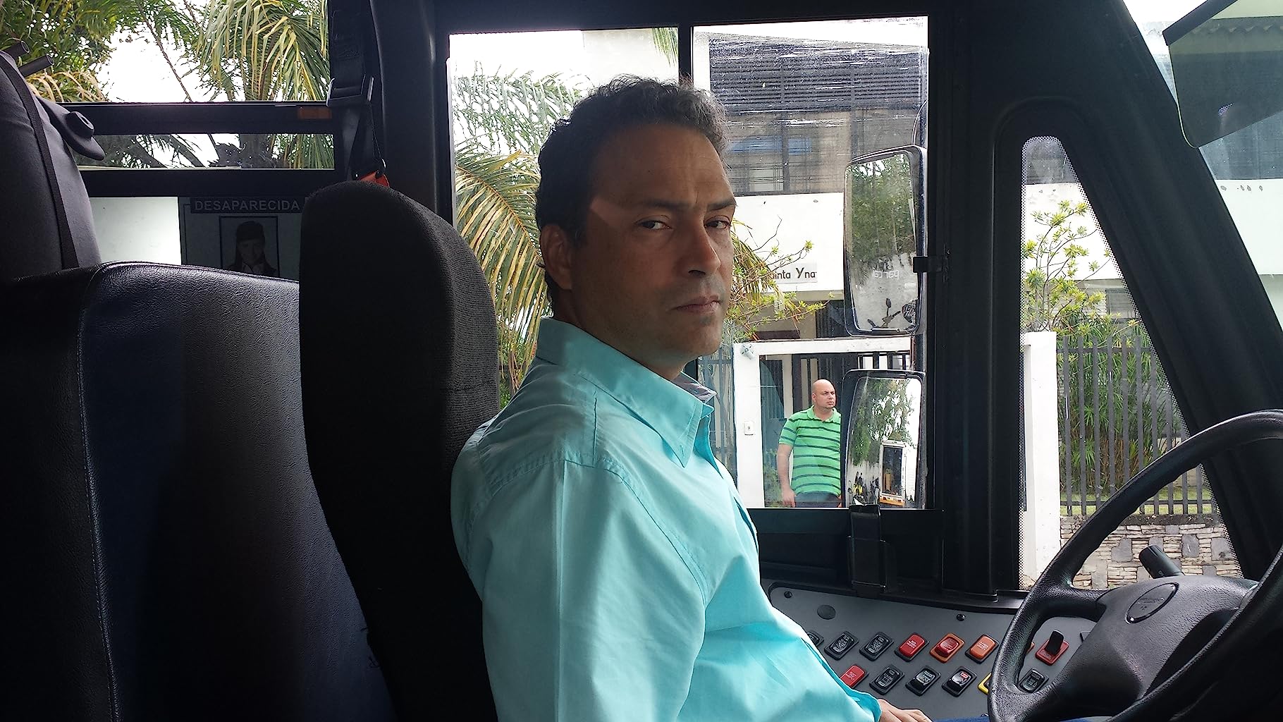 Фото - : 1820x1024 / 305 Кб