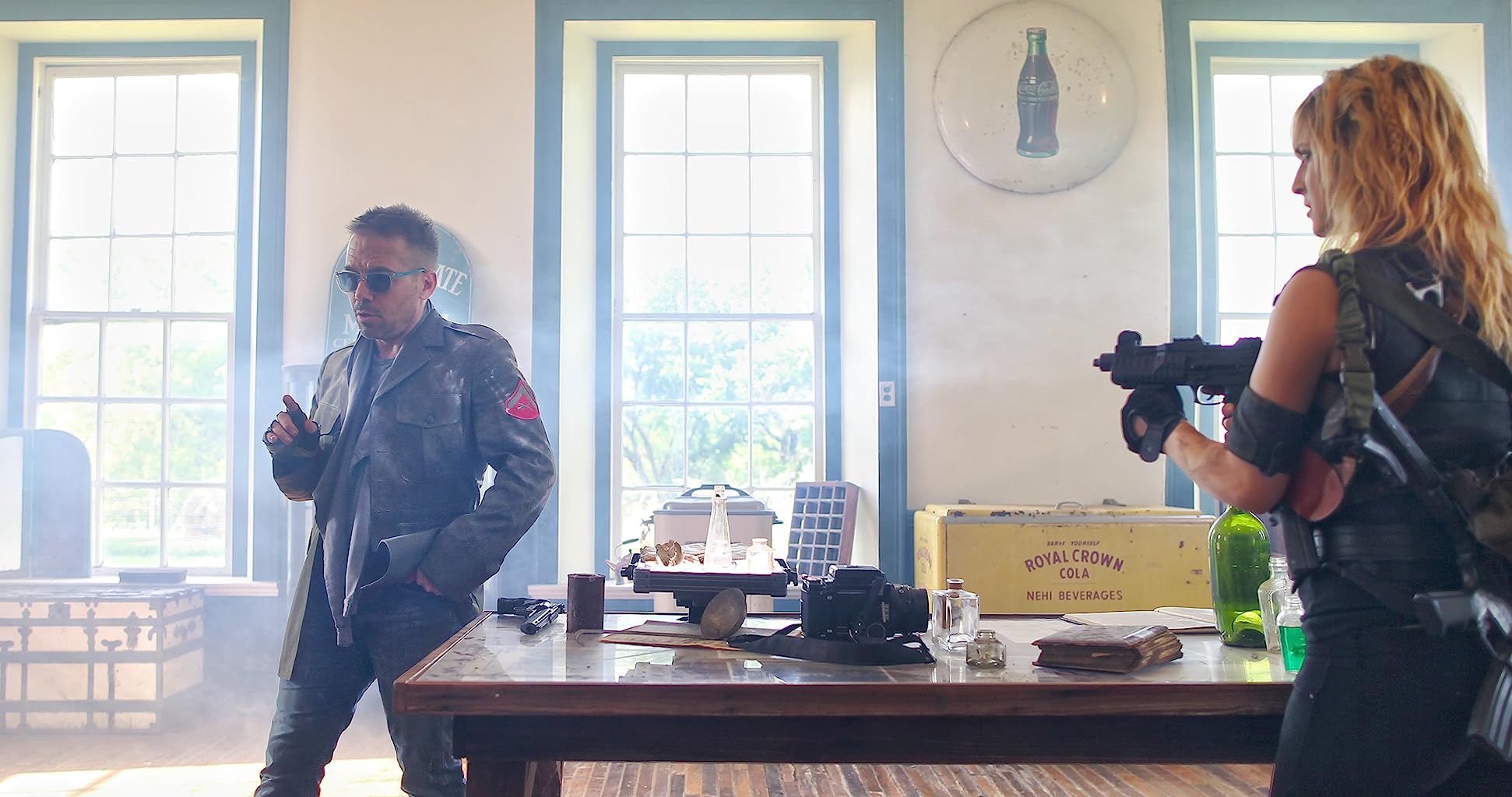 Фото - : 1942x1024 / 184 Кб