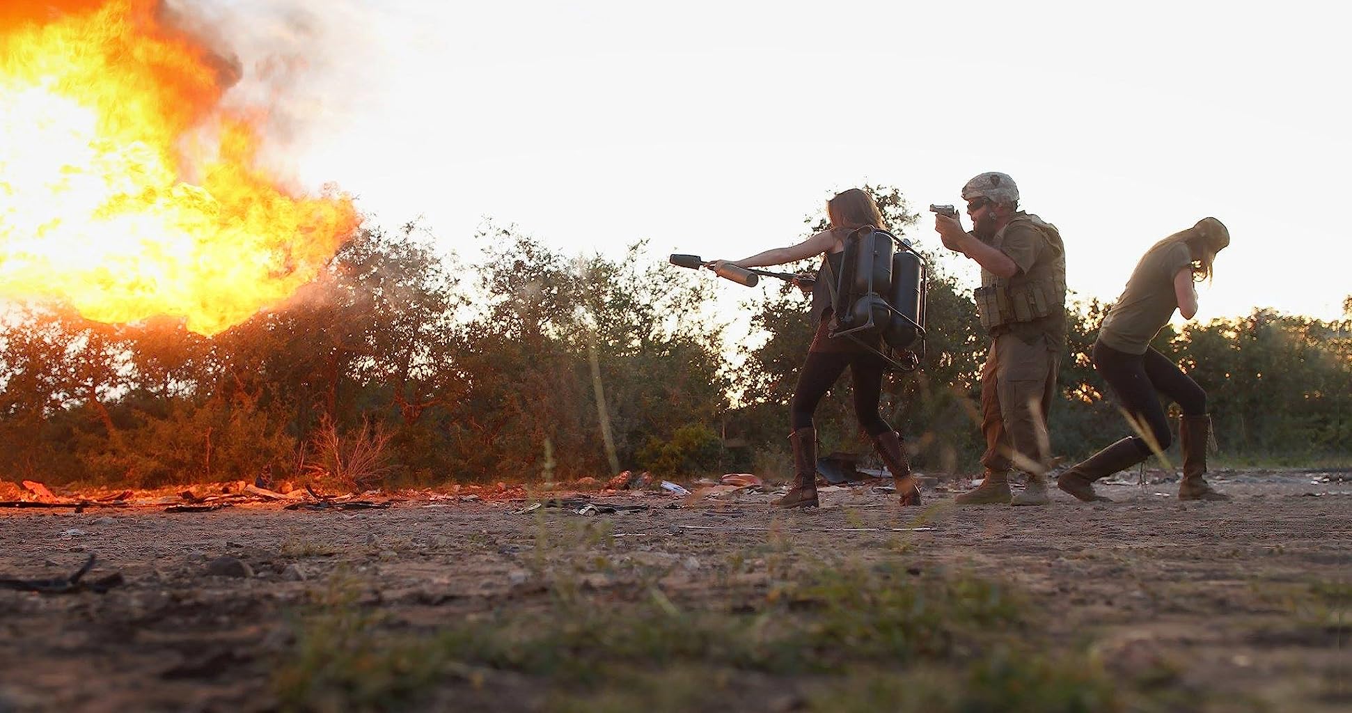 Фото - : 1942x1024 / 264 Кб
