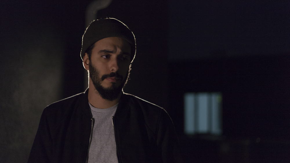 Фото - : 1000x563 / 271 Кб