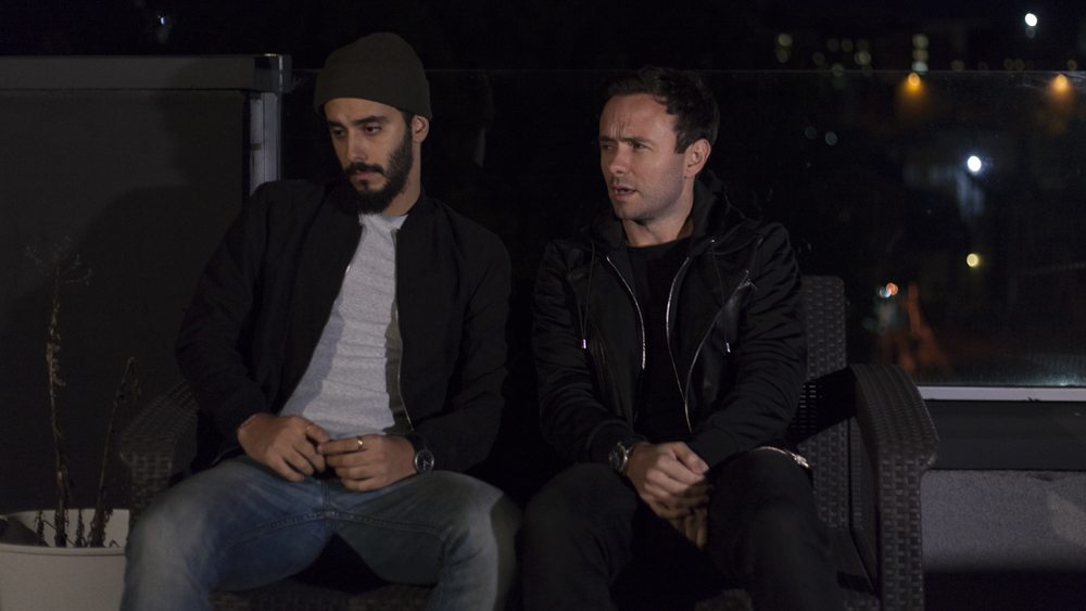 Фото - : 1000x563 / 283 Кб