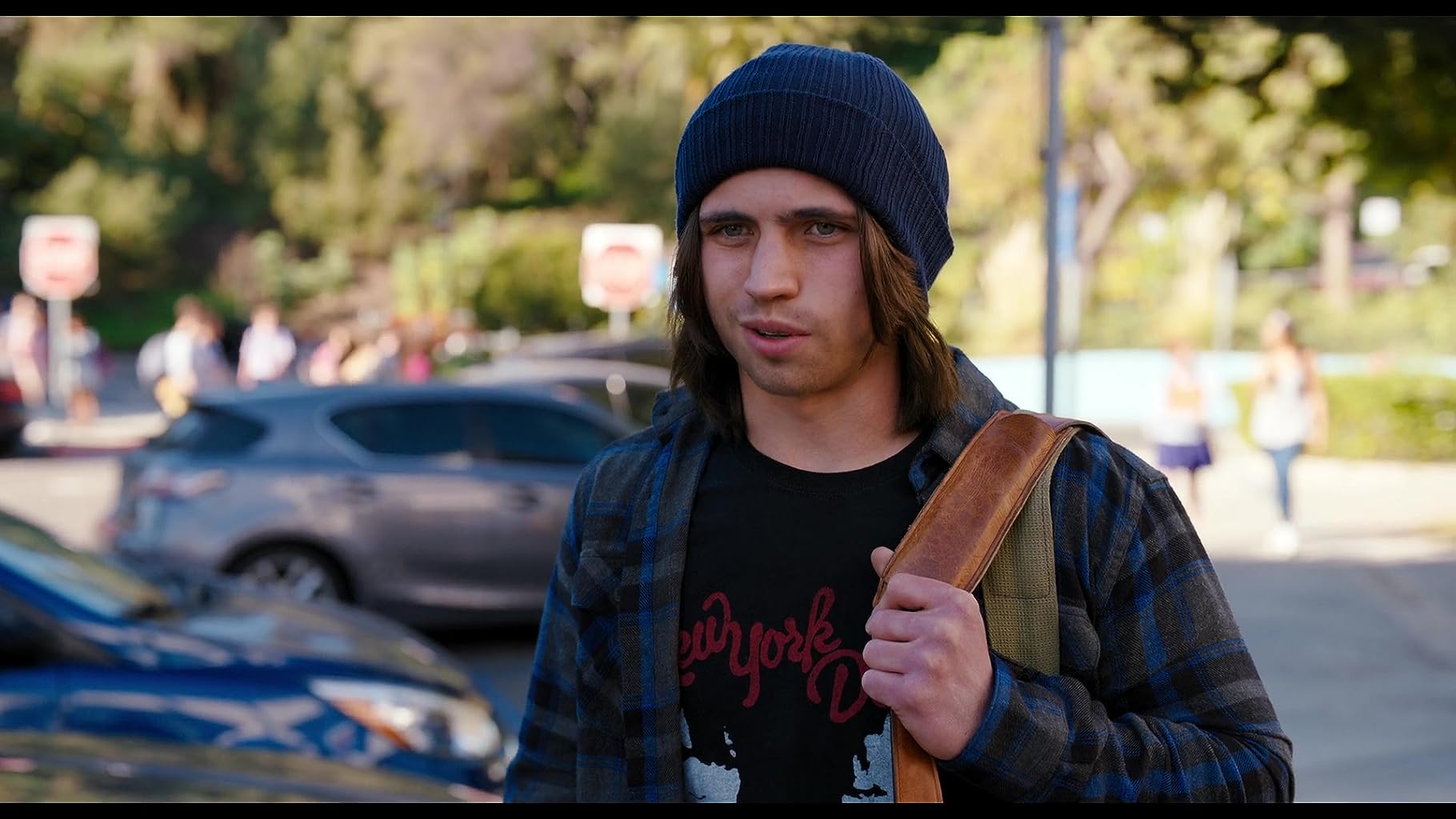 Фото - : 1820x1024 / 159 Кб