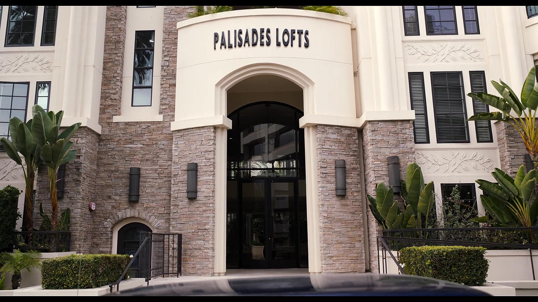 Фото - : 1820x1024 / 278 Кб