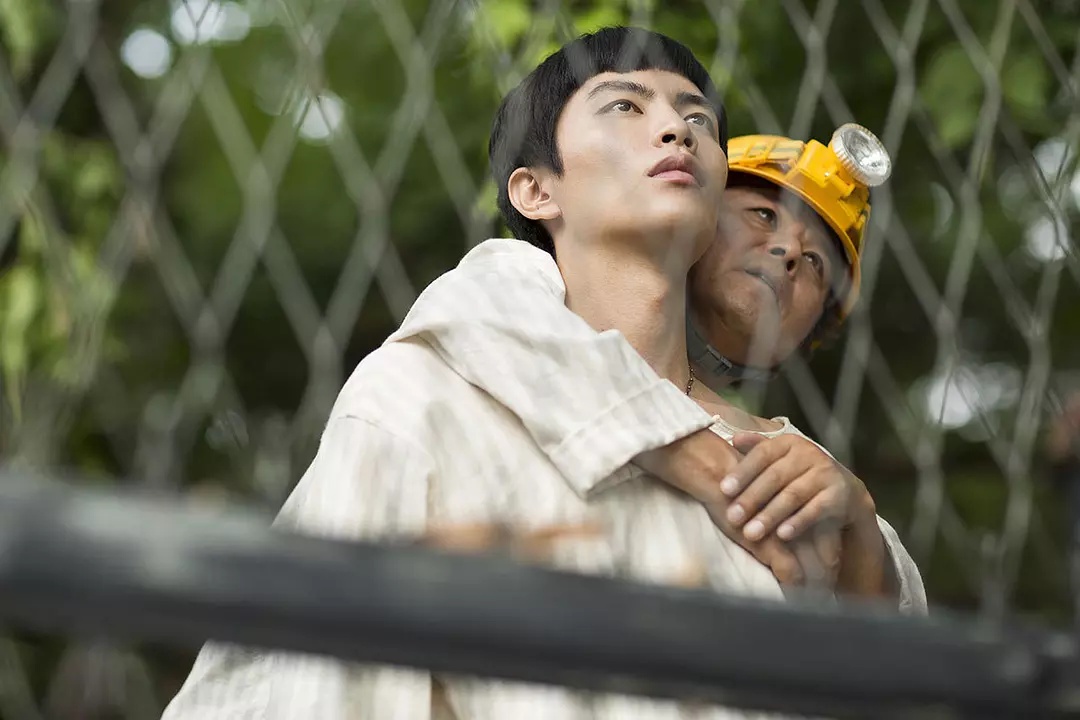 Фото - : 1080x720 / 154 Кб