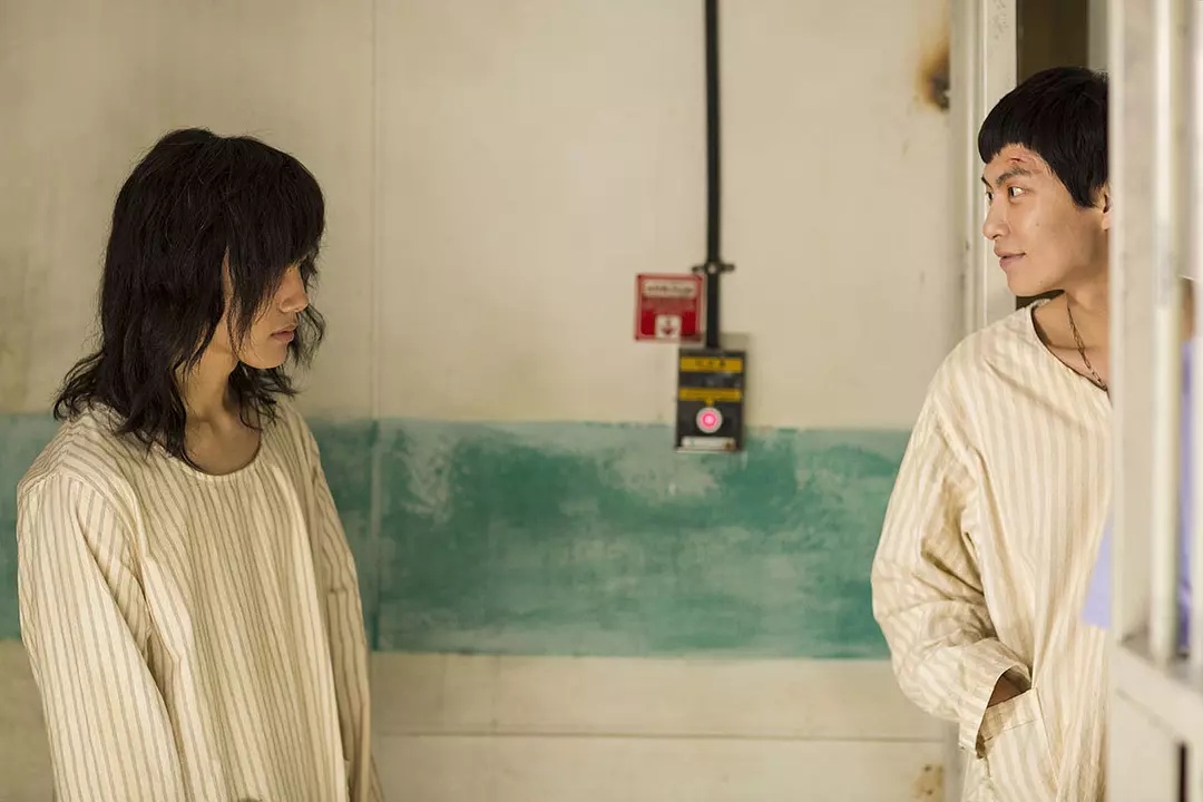 Фото - : 1080x720 / 152 Кб