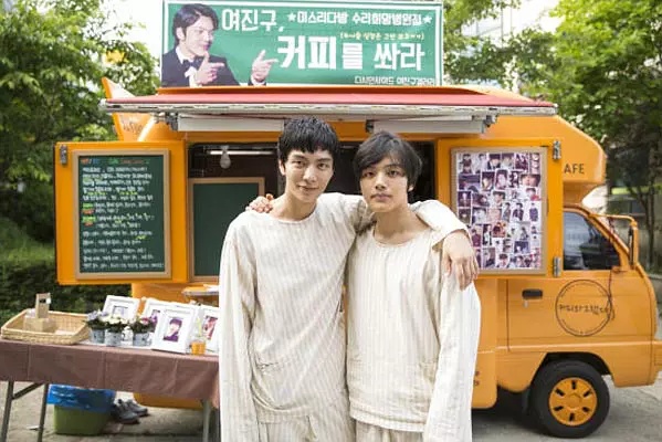 Фото - : 599x400 / 104 Кб