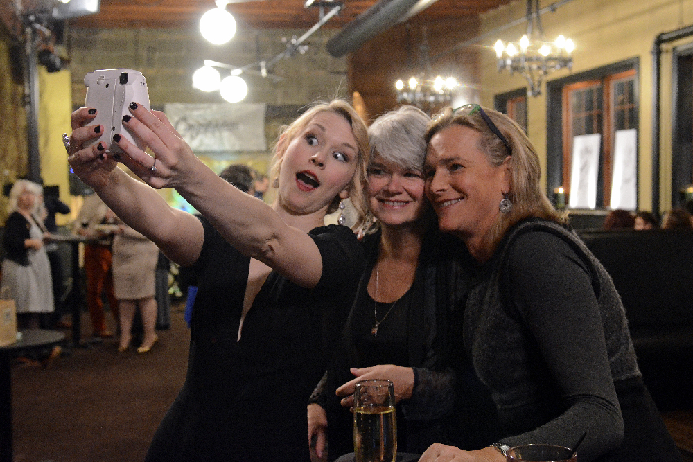 Фото - : 1000x667 / 796 Кб