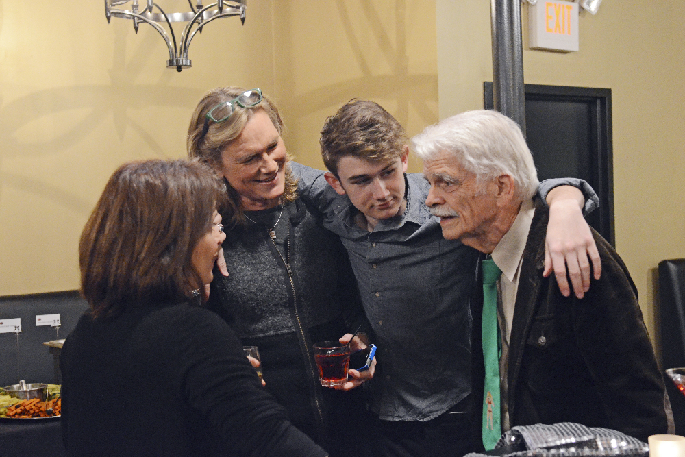 Фото - : 1000x667 / 727 Кб