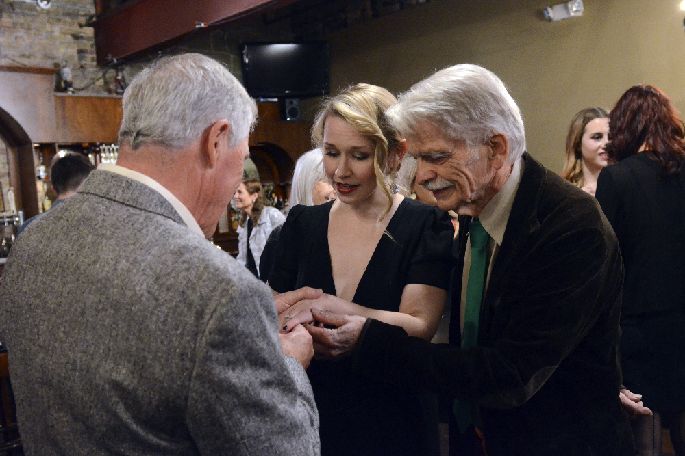 Фото - : 1000x667 / 742 Кб