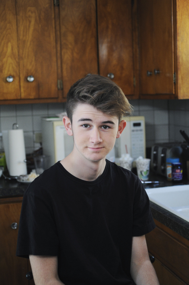 Фото - : 665x1000 / 200 Кб