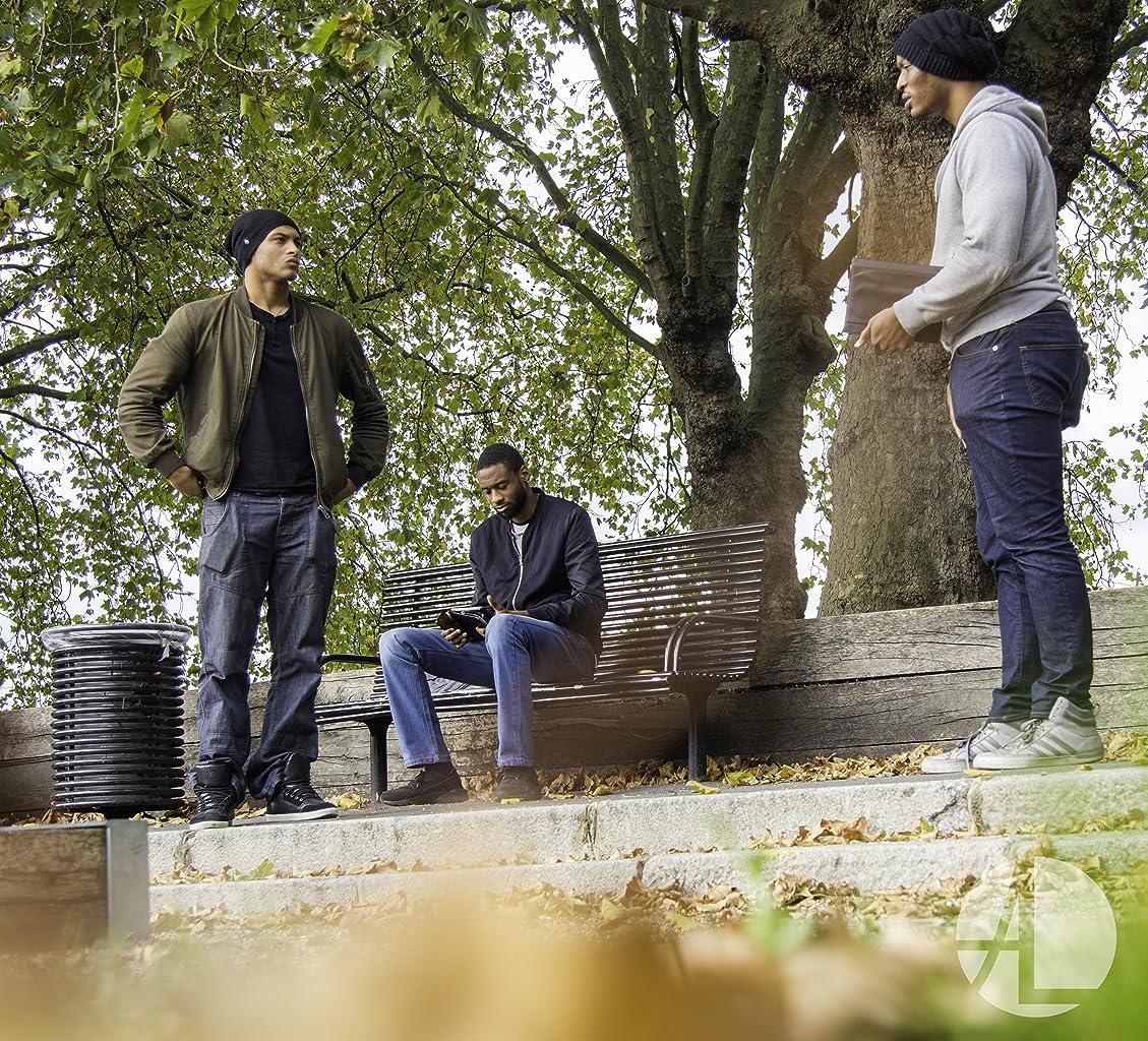 Фото - : 1129x1024 / 350 Кб