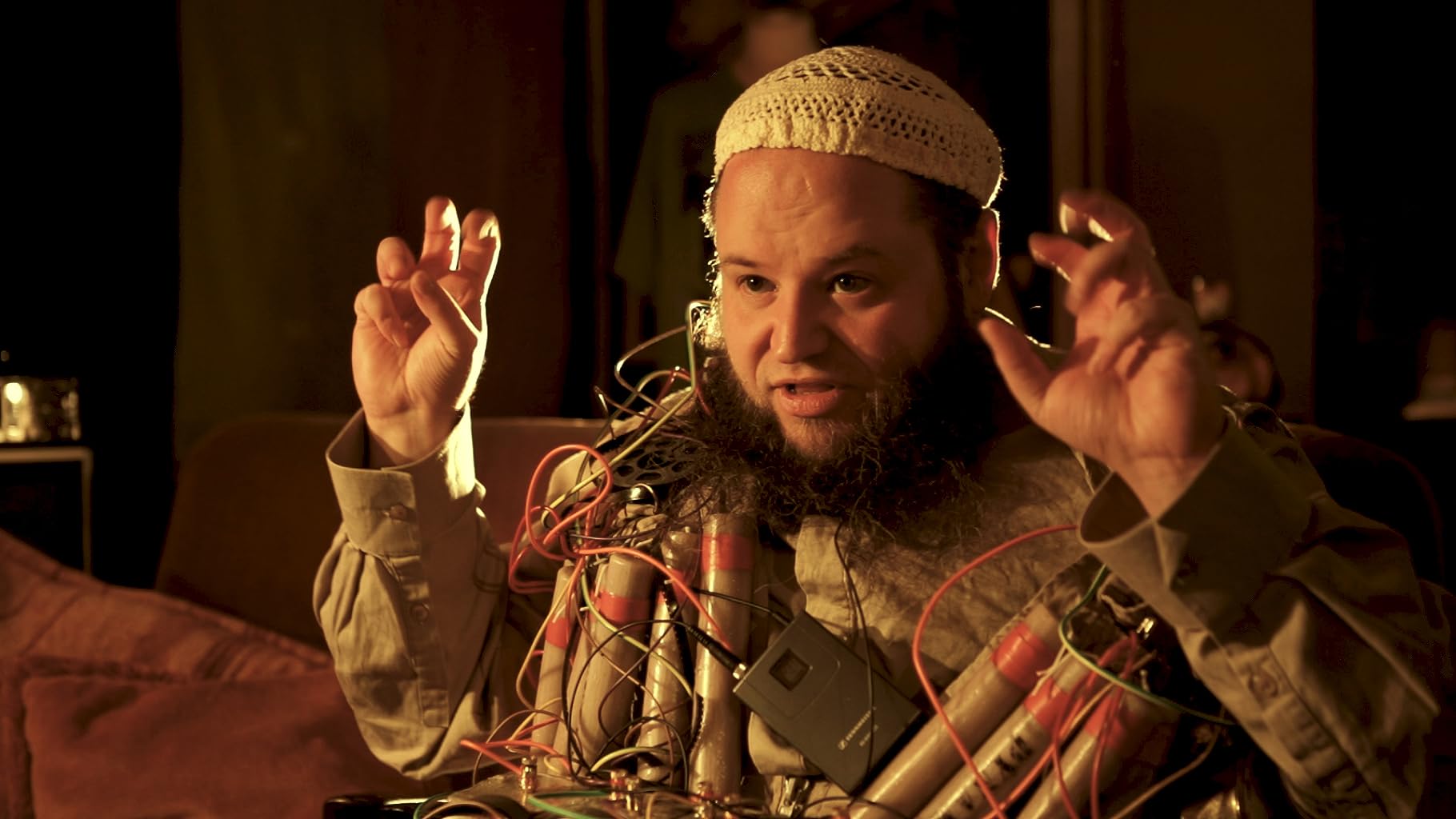 Фото - : 1820x1024 / 136 Кб