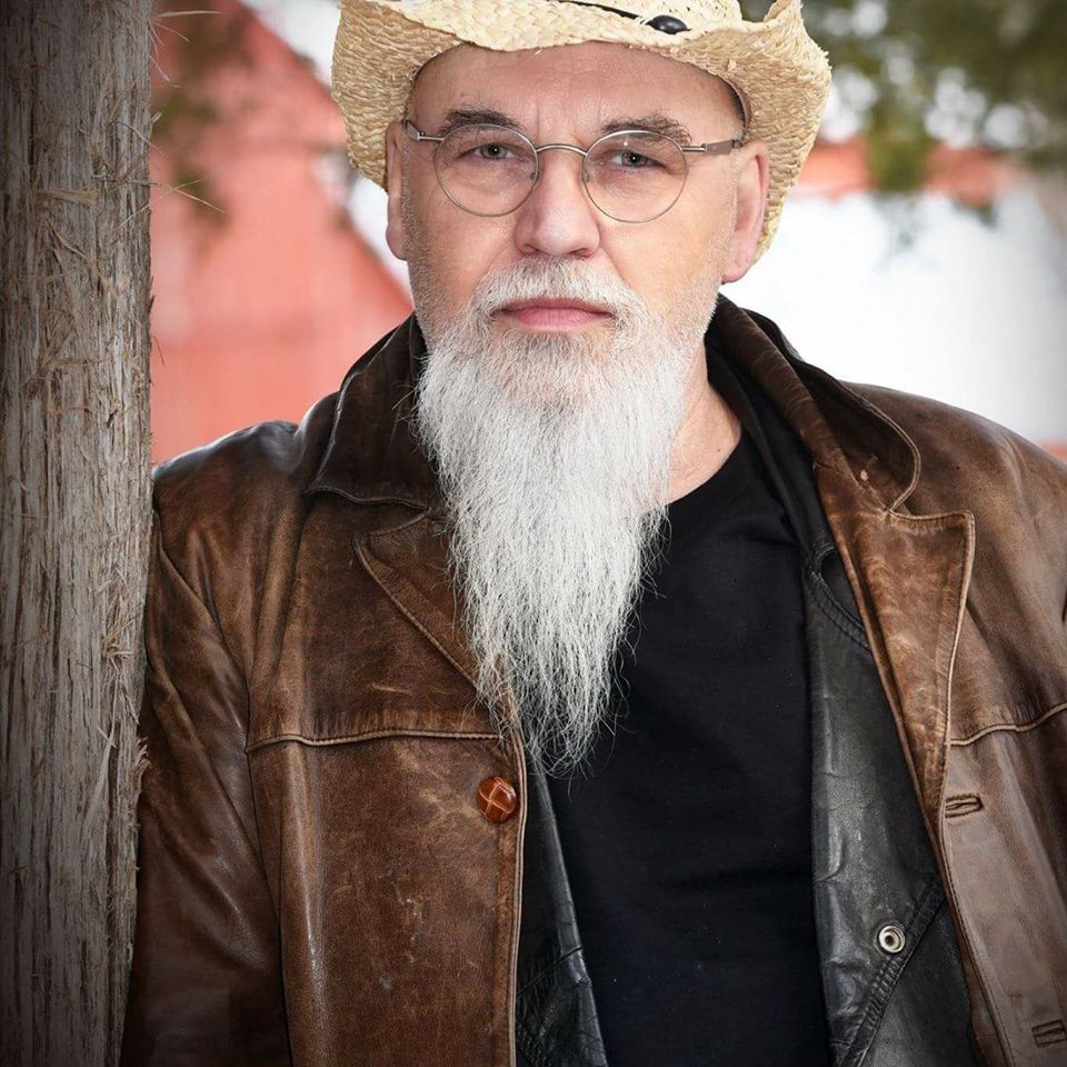 Фото - : 960x960 / 165 Кб