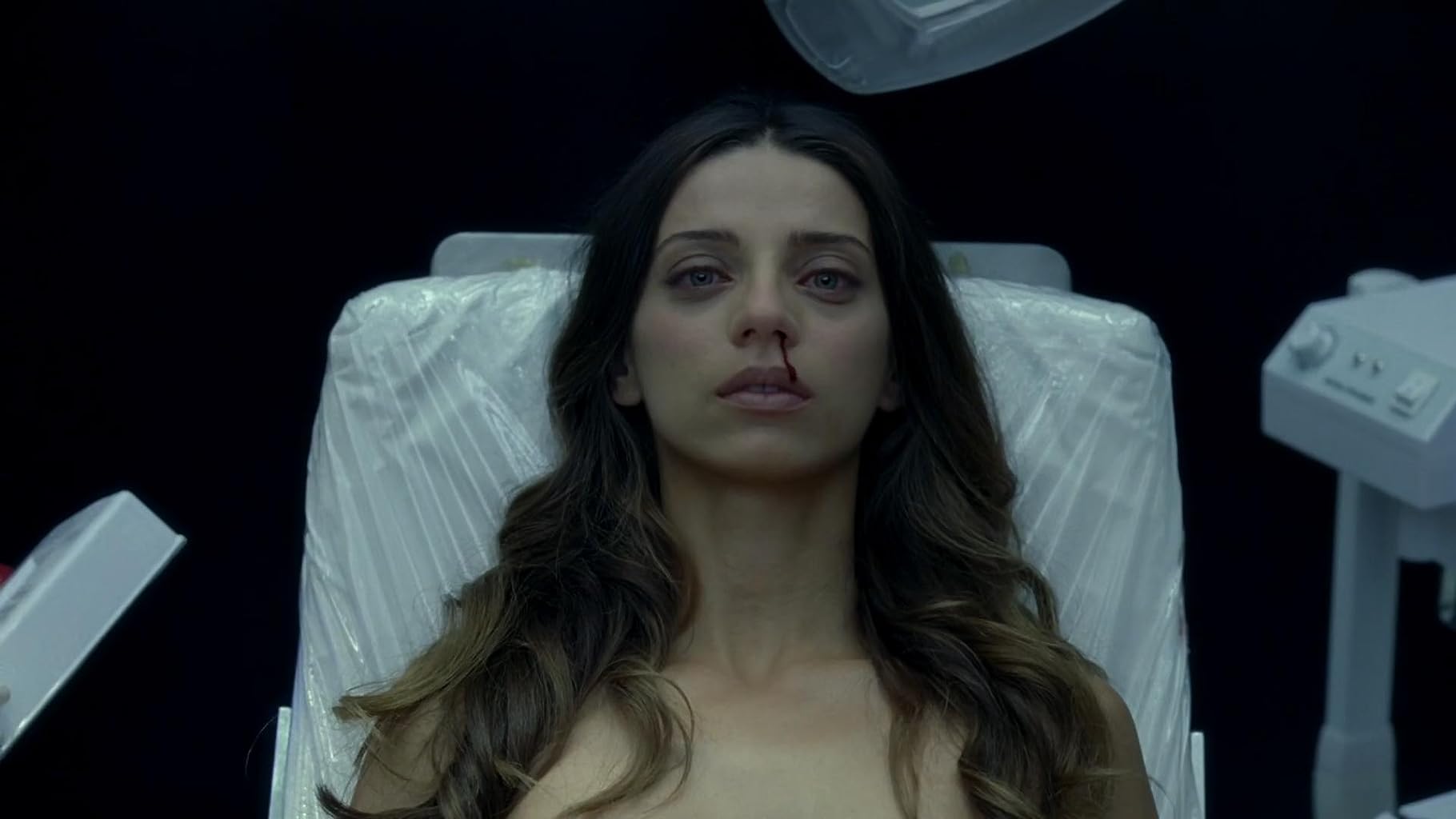 Фото - : 1820x1024 / 77 Кб